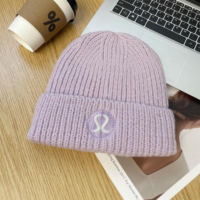 Korean Style All match Knitted Hat Warm Ear Protection Pullover Hat for Women Autumn and Winter Personalized Cold Hat Thickened Plush Hat Small Face