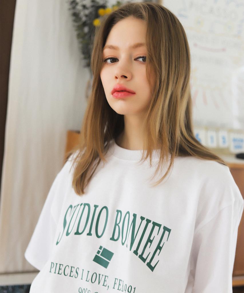 BONIEE Arch Retro Typo Graphic Loose T-Shirt White