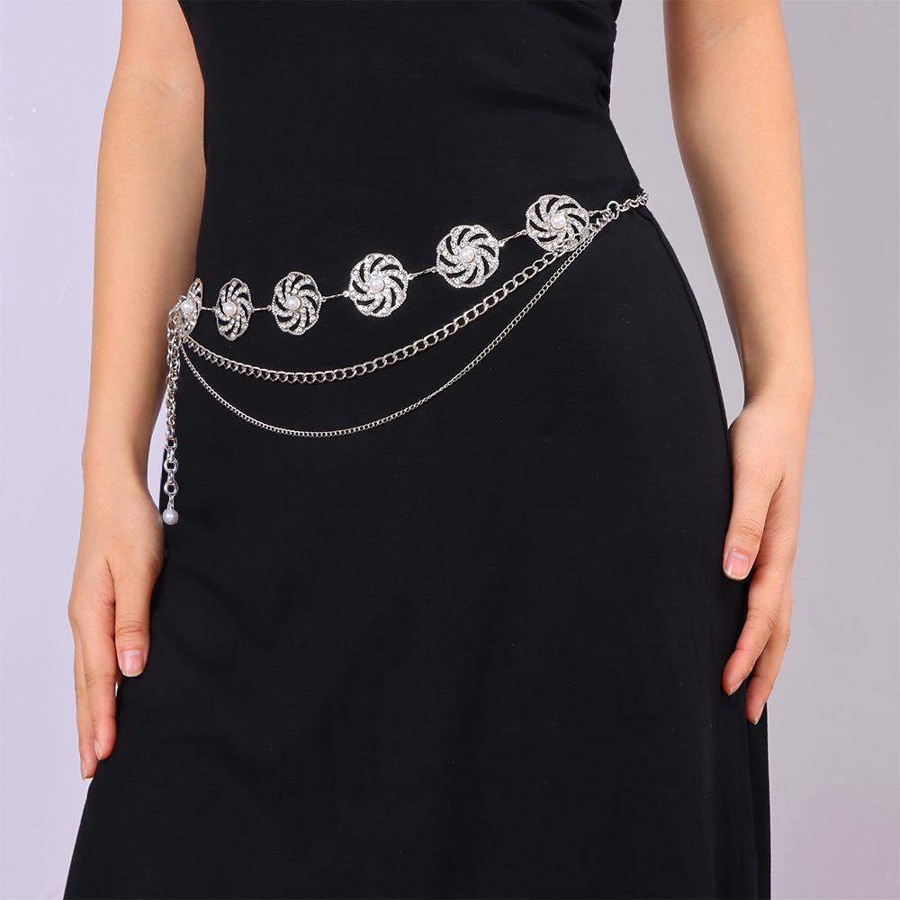 

Retro Waist Chain: Geometric Metal, Rhinestones & Pearls