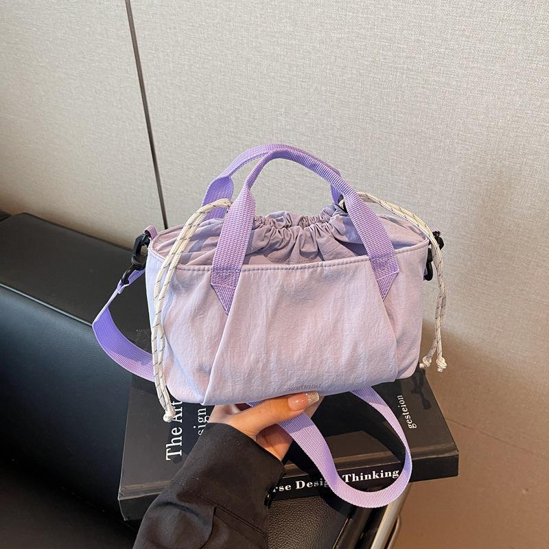 Foreign order summer niche leisure outdoor small bag women's 2025 new versatile shoulder messenger bag bundle hand bag