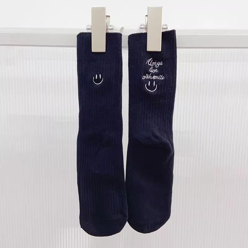 Ladies Fall Fashion New Smiley Face Asymmetric AB Embroidery Medium Tube Pile Cotton Socks