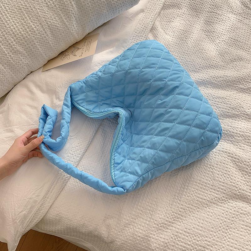 Stylish Casual Large Capacity Tote Bucket Bag For College Students In Fashionable Colors