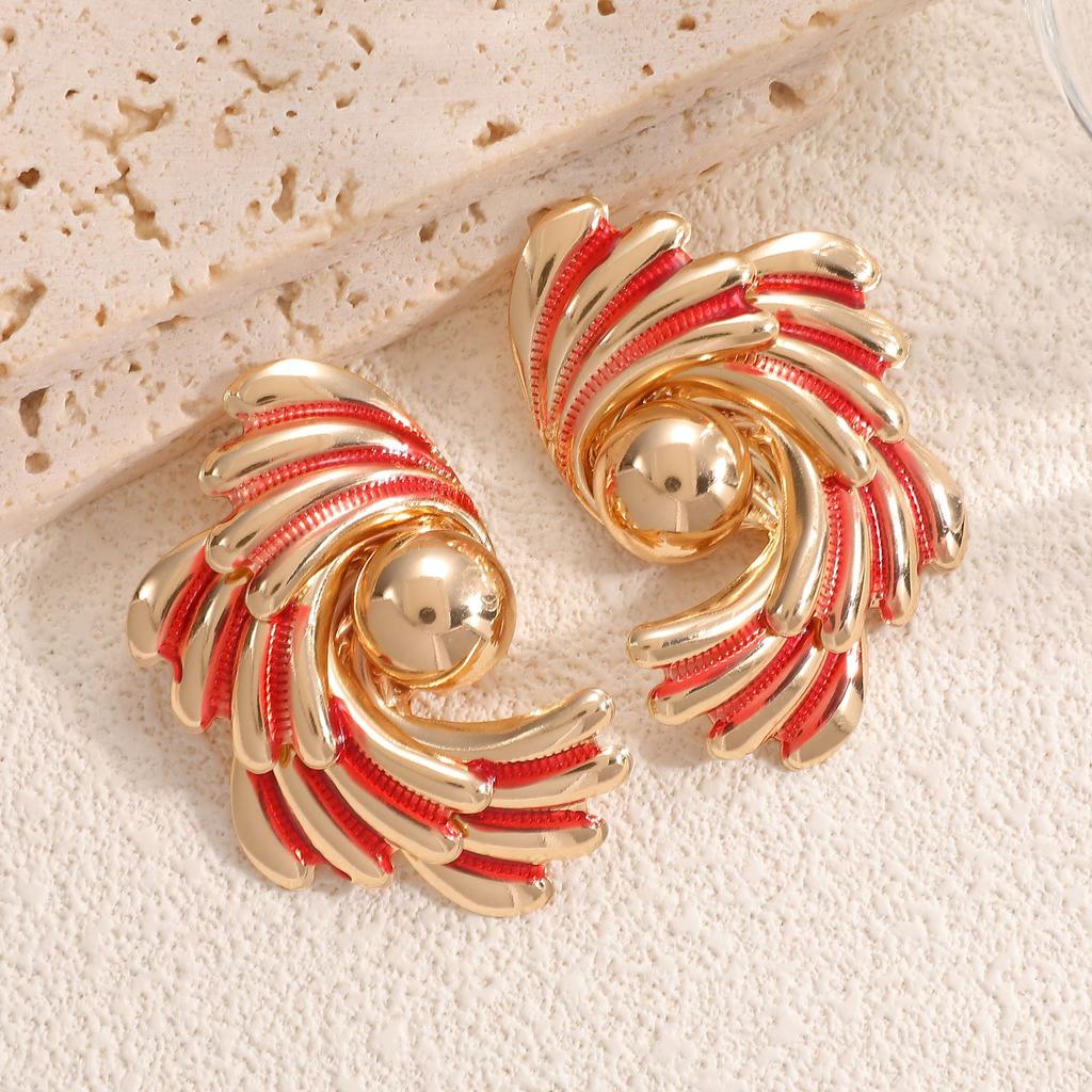 Europe and the United States popular fashion drip texture stud earrings women exaggerated earrings French temperament earrings ear jewelry
