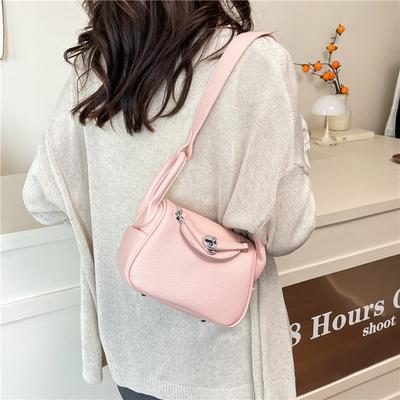 Niche Bag Pillow Bag Women's New Fashion Versatile Shoulder Messenger Bag Portable Small Square Bag