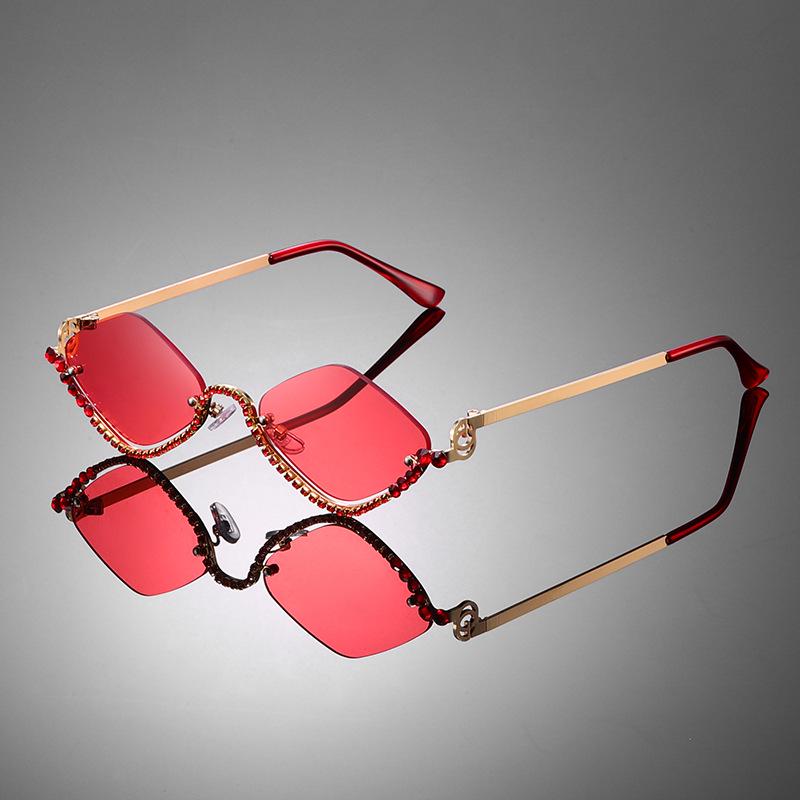 Square Crystal Diamond-Studded European Style Sunglasses with Metal Frame and Sun Protection - Model 90306