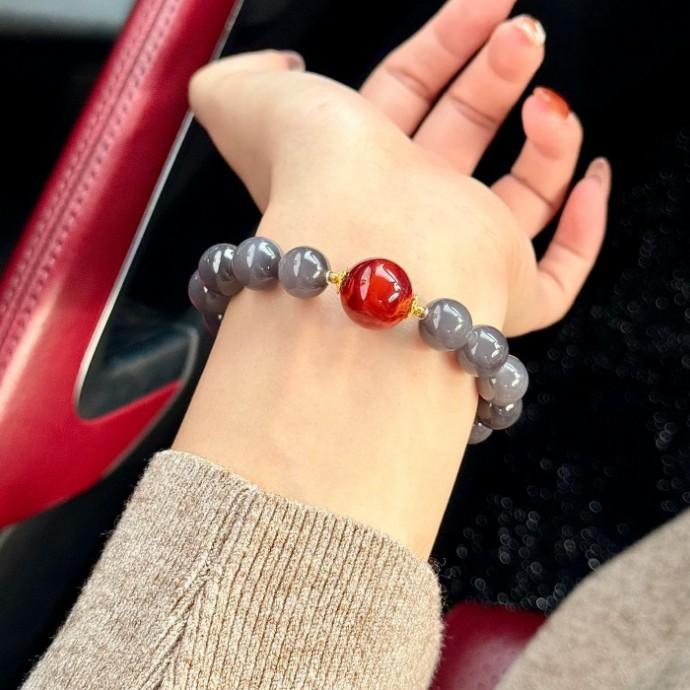 Natural gray agate single-strand bracelet, a new Chinese-style, trendy, and popular design for both men and women, a simple and elegant piece of