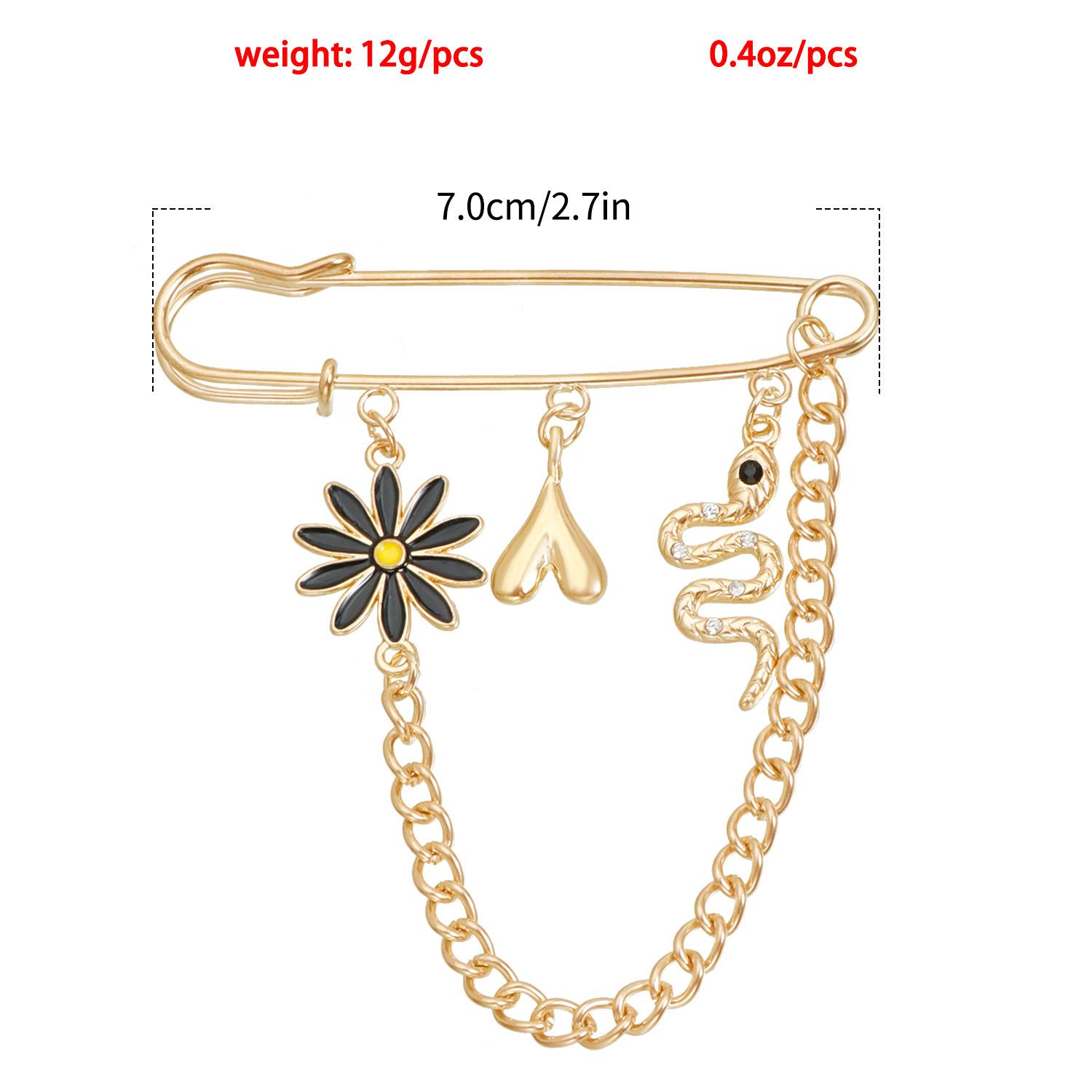 

Serpentine flower heart element pendant brooch clothing accessories women s retro ins style brooch accessories