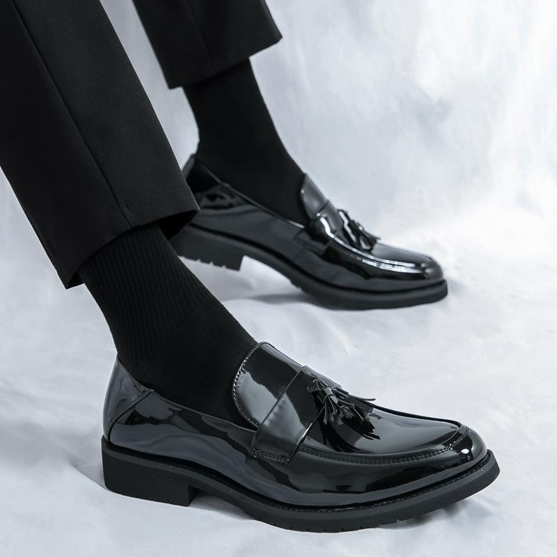 British Style Leather Shoes Men's One-pedal Men's Loafers Business Leather Shoes Men's Fringed Casual Shoes Retro Large Size Men's Shoes