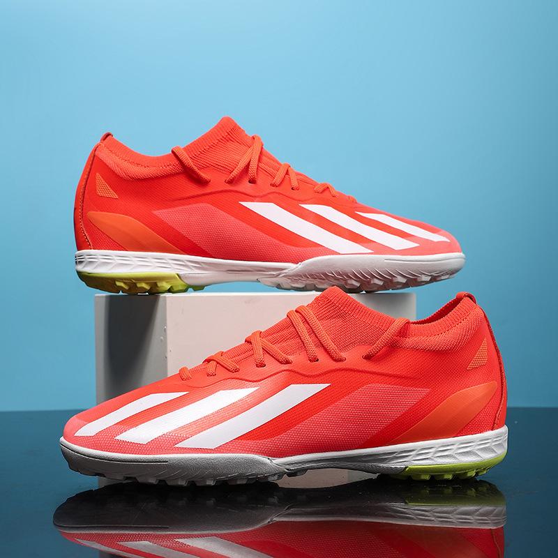 Low-top Football Shoes with Broken Nails, Young Men's and Women's Large-size Long Nails, Artificial Competition Training Shoes - 2025