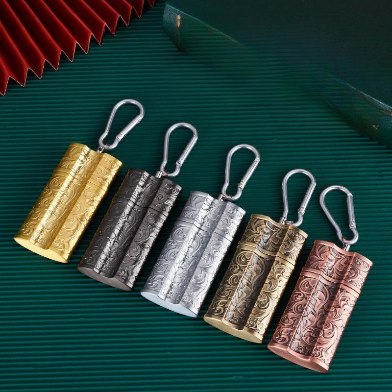 Portable Outdoor Keychain Ashtray - Fashionable Mini Metal Cigar Drawer Ashtray for Home Use - Practical and Convenient Design