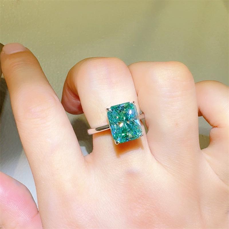 Irregular Mint Green Moissanite Flower-Cut Ring for Women - European & American Fashion Size 11