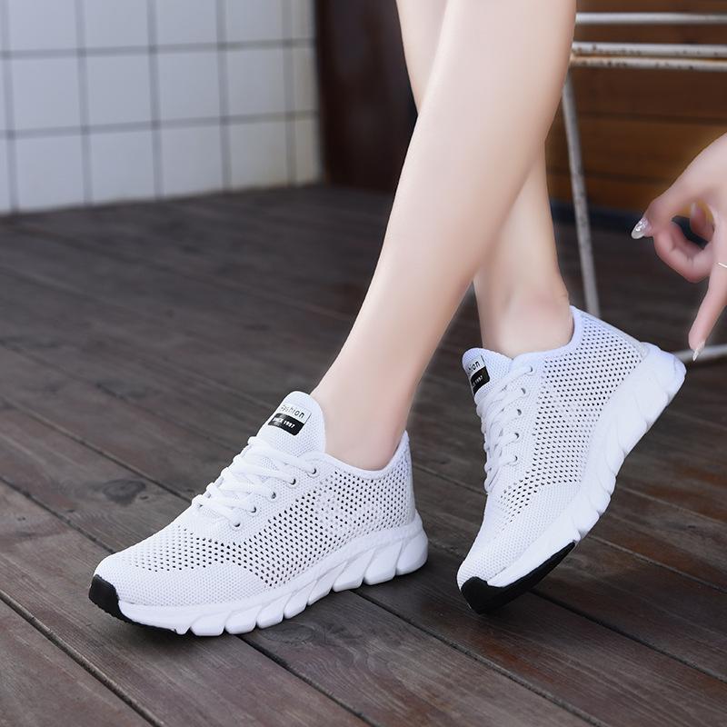 Fashion White Mesh Shoes Woman Summer Breathable Flat Sneakers Sports Tennis Shoes for Women Casual Lightweight Running Shoes Ladies