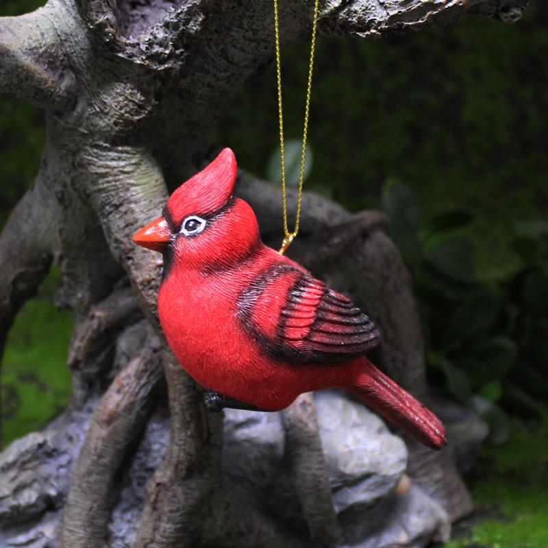 Red Bird Christmas Ornament: Cute Resin Garden Decoration