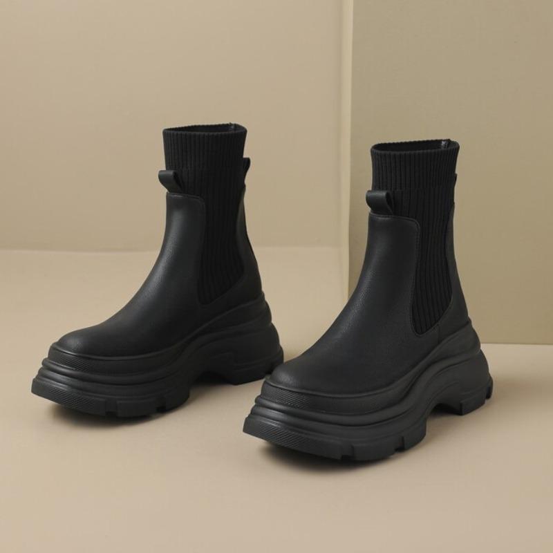 Ankle Boots Women Flats Platform Shoes 2025 New Trend Snow Boots Casual Winter Sneakers Walking Chelsea Woman Zapatos