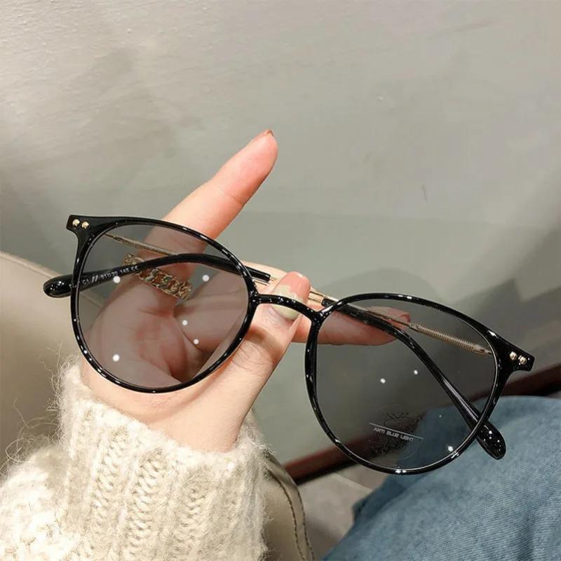 Anti Blue Light Color Changing Myopia Glasses Women Flat Lenses Sunglasses 0-50 To-600 Small Circular Frame Resin Myopia Glasses