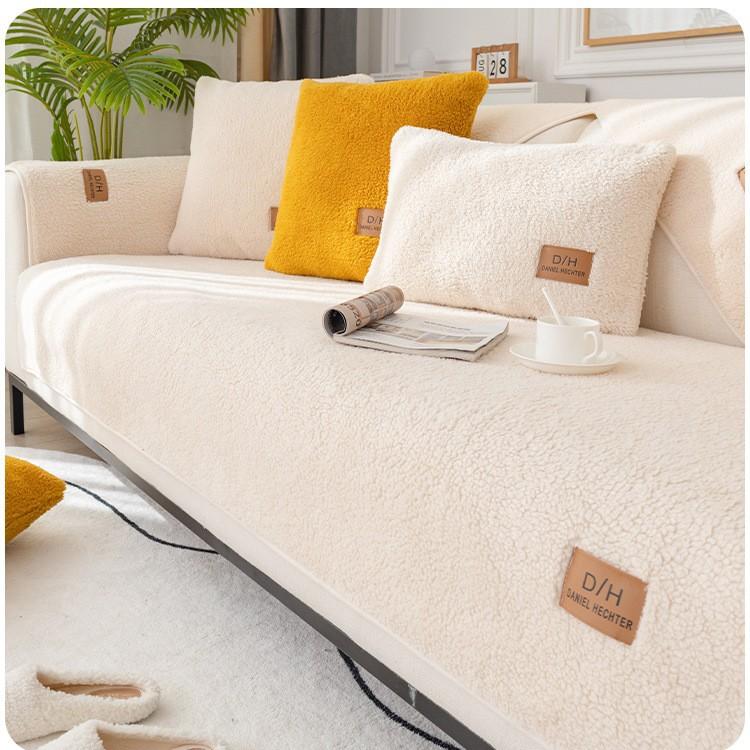 Non-Slip Leather Sofa Cover, Shearling Sofa Cushion, Thickened Fleece Seat Pad for Fall and Winter, Luxury-Style Cover Cloth