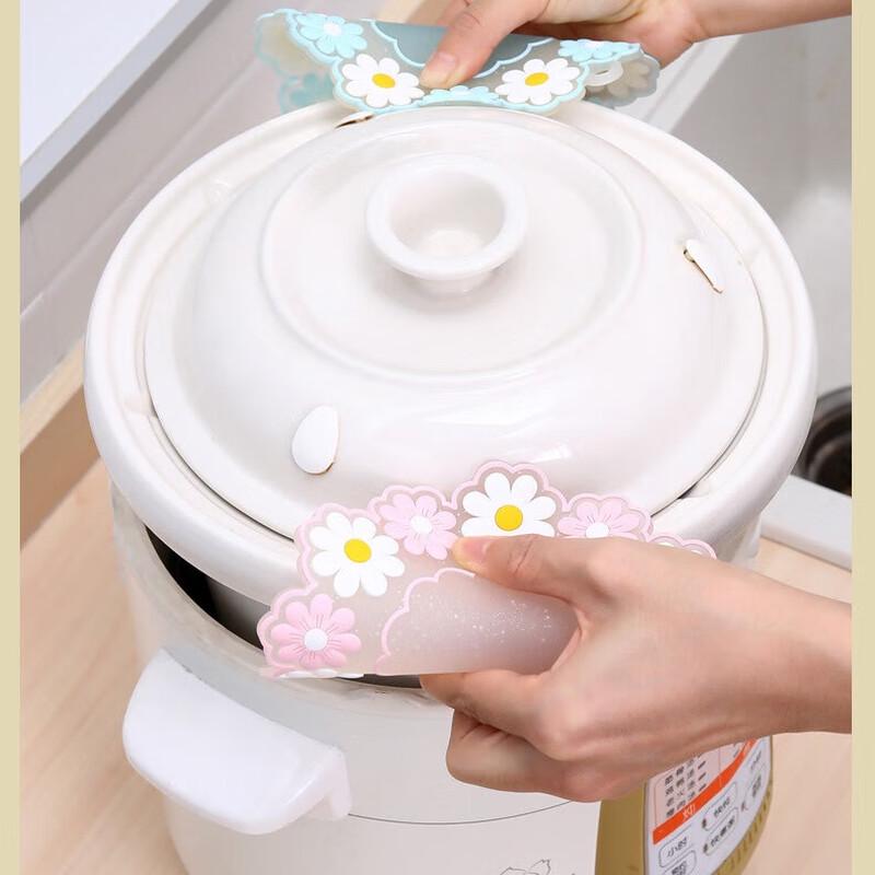 

Daisy Design Silicone Pot Holder and Coaster