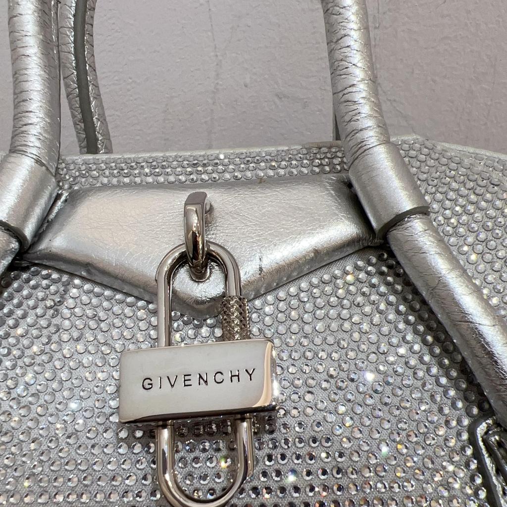 [Pre-Owned] Antigona Silver Metal Magnetic Closure Silk And Calfskin Mini Shoulder Crossbody Bag - Very Good #EX0XO0