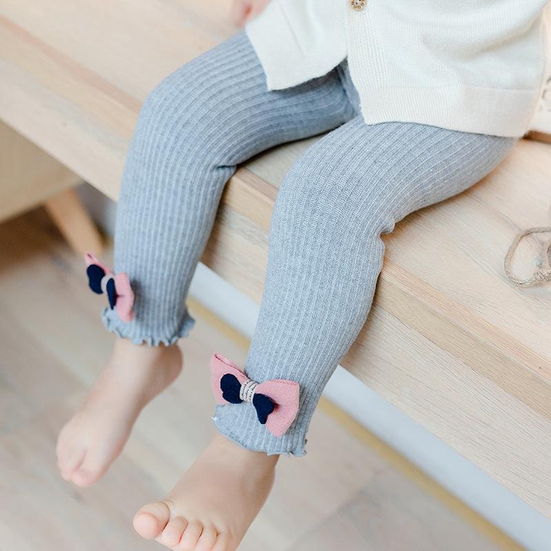 Frühlings- und Herbst-Baby Große PP-Hose mit vertikalen Streifen und Schleife Kann geöffnet werden, Kinder-Neun-Punkte-Hose, Mädchenhose
