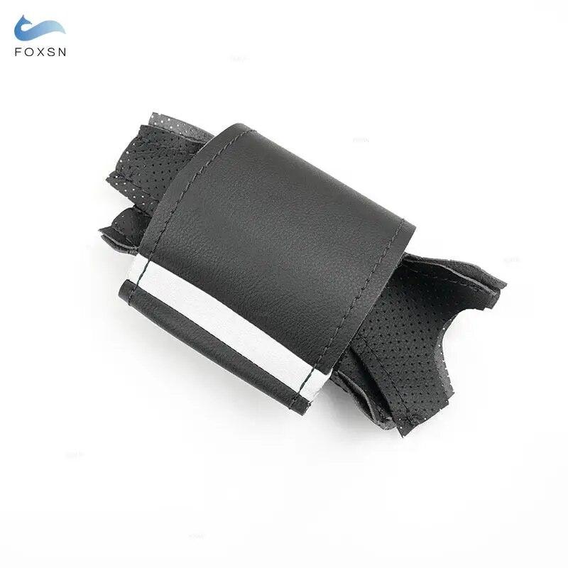 

Для Opel Corsa C Combo C 2001-2006 Vauxhall Holden Tigra 2005 2006, ручная оплетка, чехол на руль автомобиля, отделка из перфорированной кожи B-white strip