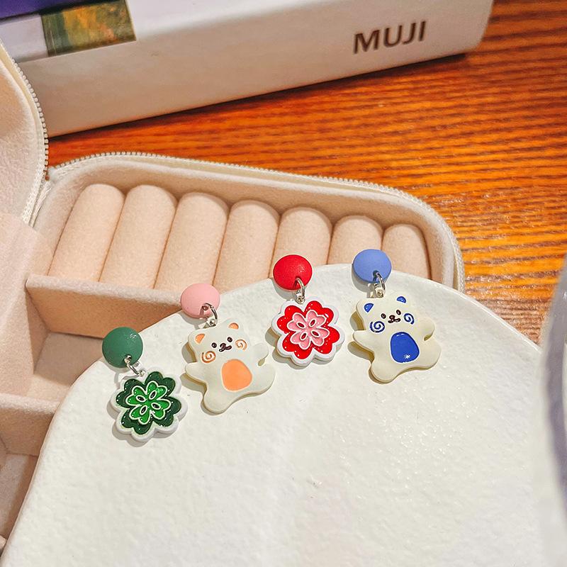 Japanese Cute Dripping Oil Flower Bear Color Matching Earrings Simple Niche Design Earrings Women