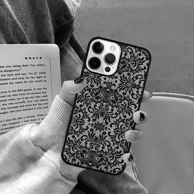 Daisy Flowers Field Phone Case Cover for iPhone 17 Air 16 16e 15 13 14 11 12 Pro Max Max Plus  Coque Fundas Shell