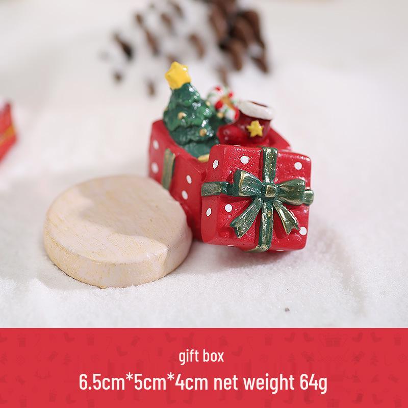 Handmade Santa Claus & Reindeer Sleigh Resin Desktop Ornaments