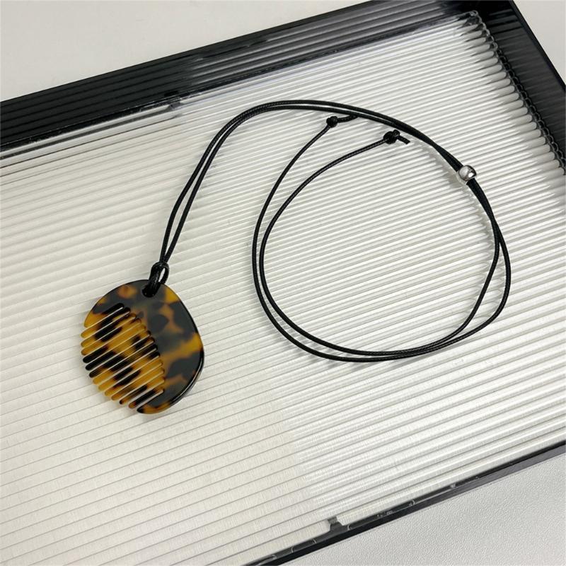 Fashionable Comb Pendant Necklace Unique Comb Shaped Necklace in Long Rope Elegant Neck Jewelry For Stylish Women