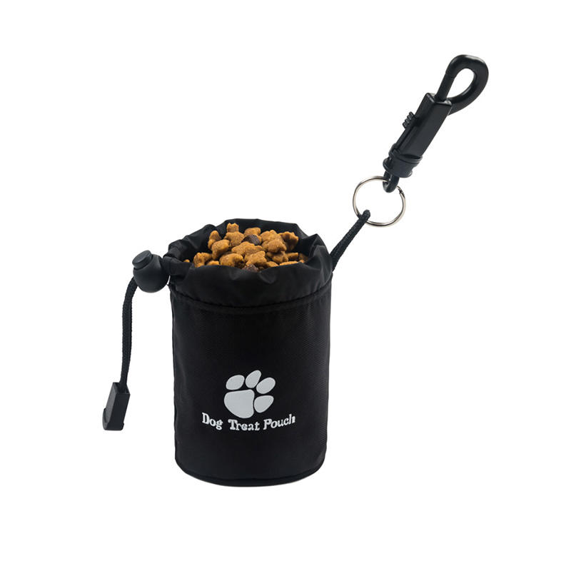 Fashionable Dog Treat Pouch Waterproof Oxford Nylon Custom Weight Outdoor Training Bag With Sustainable Stocked Features