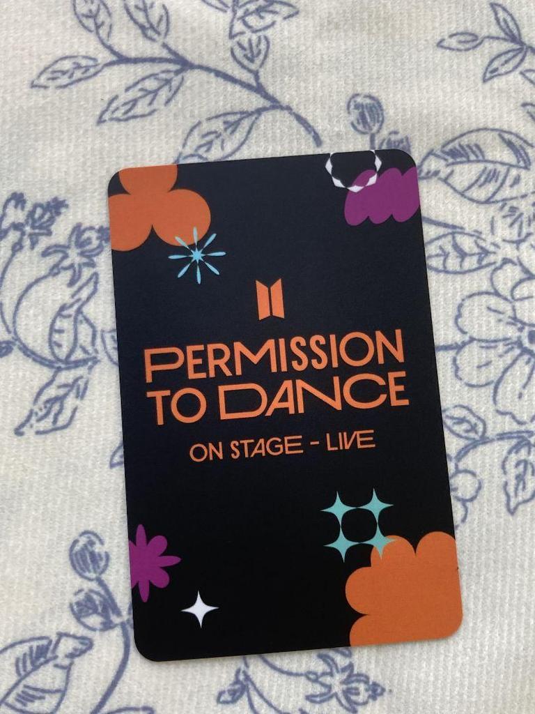 [USED] BTS PTD TARGET US Taehyung V Limited American Trading Card