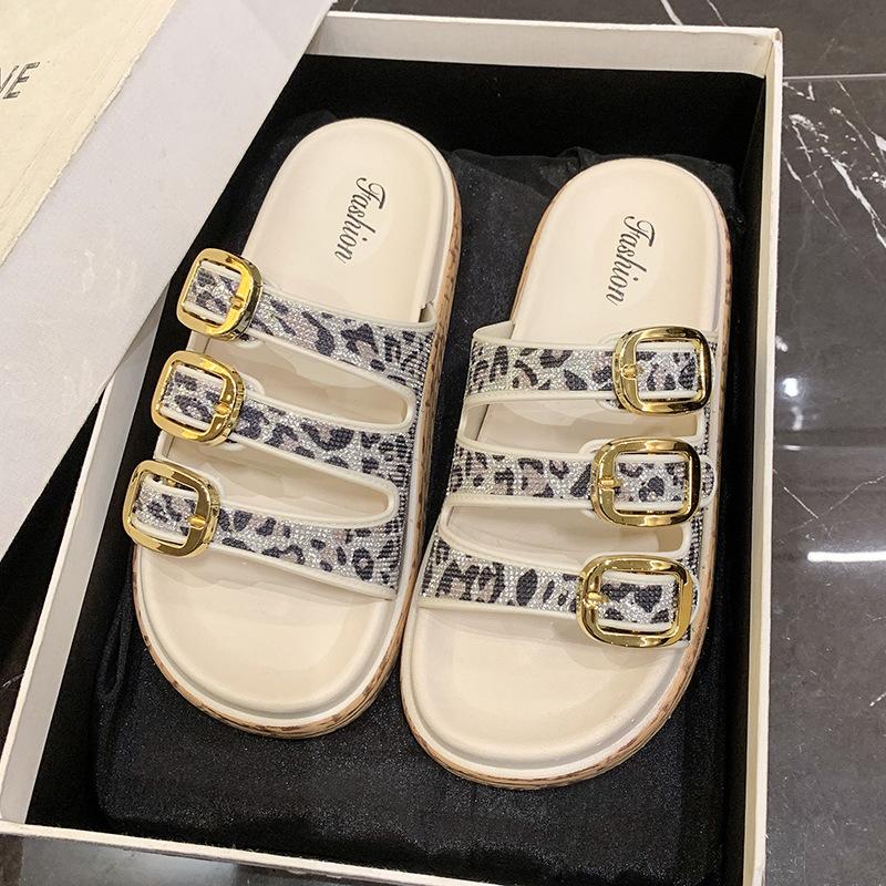 

Ретро шлепанцы на плоской подошве с квадратной пряжкой, женские крутые шлепанцы, летние новые шлепанцы на толстой подошве с леопардовым принтом 41