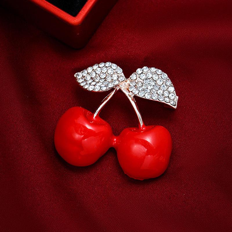High-End Rose Red Chinese Flower Brooch: Classical Pin for Women's Qipao & Coat Accessories