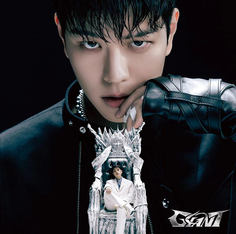 

Stray Kids JAPAN 2-й альбом «GIANT» (Ограниченная версия куртки STAY Japan Fan Club/Solo) Seungmin