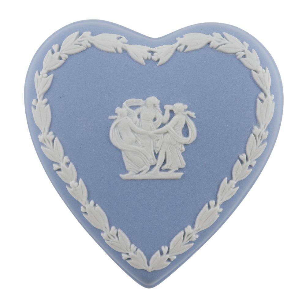 

Wedgwood Jasper Figurine object accessory case blue Pottery heart _ Used