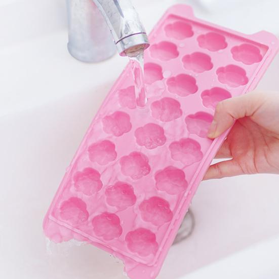 Ice Cube Mold 36 Grids Stackable Silicone Cat Paw Print Ice Cube Chocolate Soap Candle Tray Mold with Cover for Home