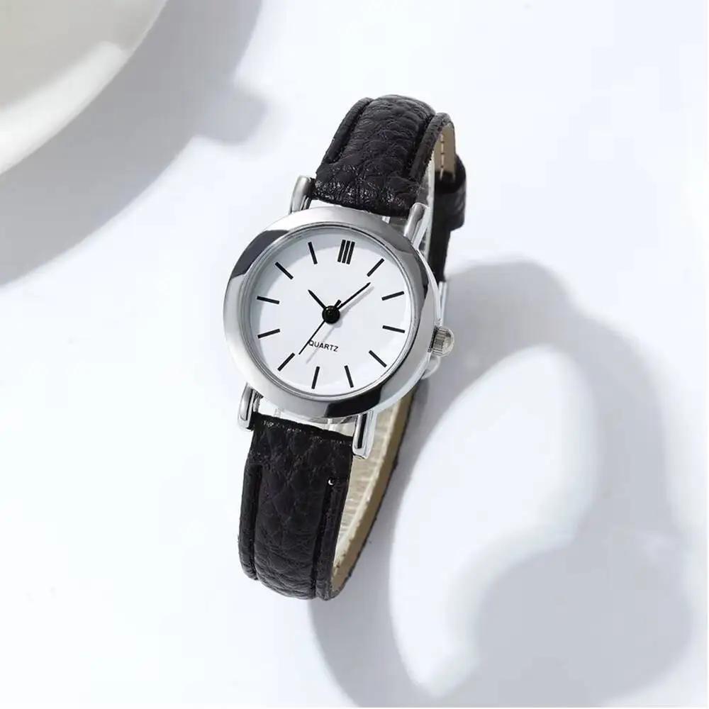 Fashion Casual Small Dial Women Watches Casual Leather Band Quartz Wristwatch