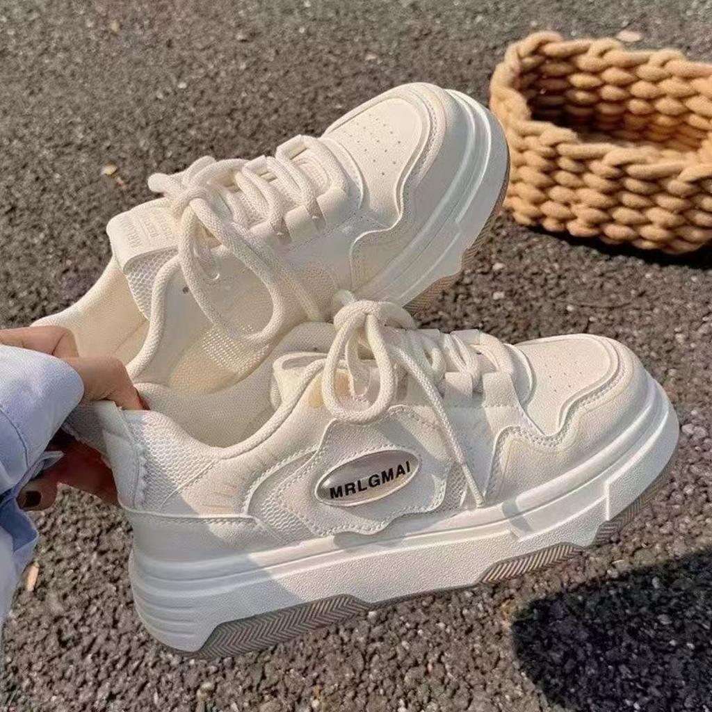 Autumn breathable thick-soled new casual heightening board shoes student sports and leisure shoes