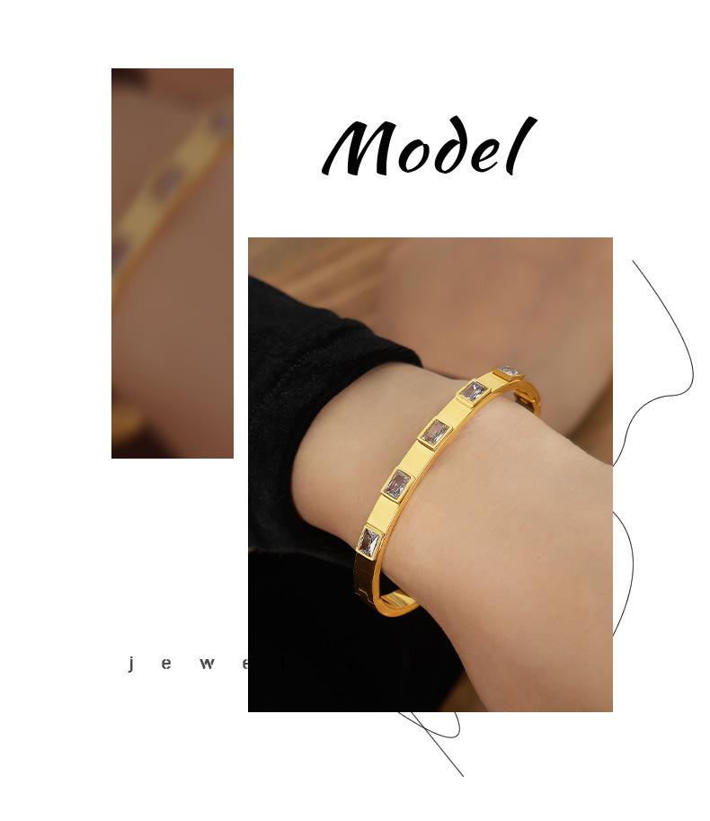 Retro 18K Gold Plated Titanium Steel Bracelet with Zirconia - Women's Fashion Jewelry