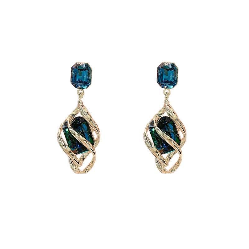 Spiral Temperament Earrings, Light Luxury, Elegant and High-end Earrings, Niche Design, Fashionable Earrings for Women