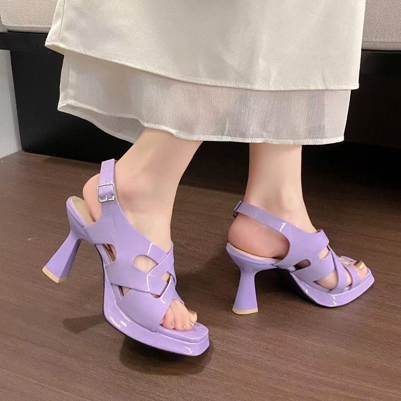 Thick-soled waterproof table women's high heels summer 2025 new patent leather square head thick heel fashion hollow sandals women