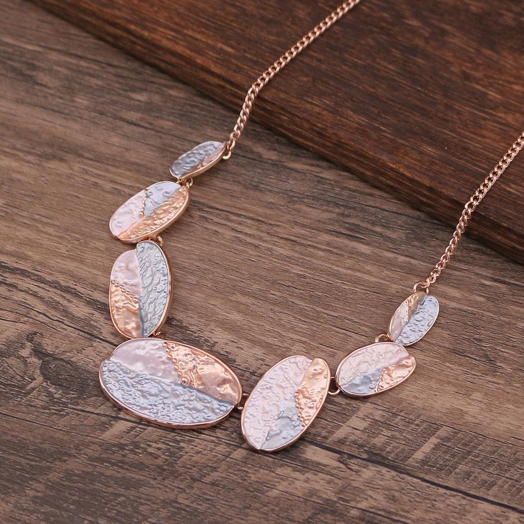 Enamel geometric starfish necklace, women's simple high-end irregular flower necklace