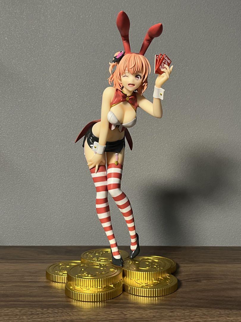 

[USED] Yuigahama Yui figure casino party version