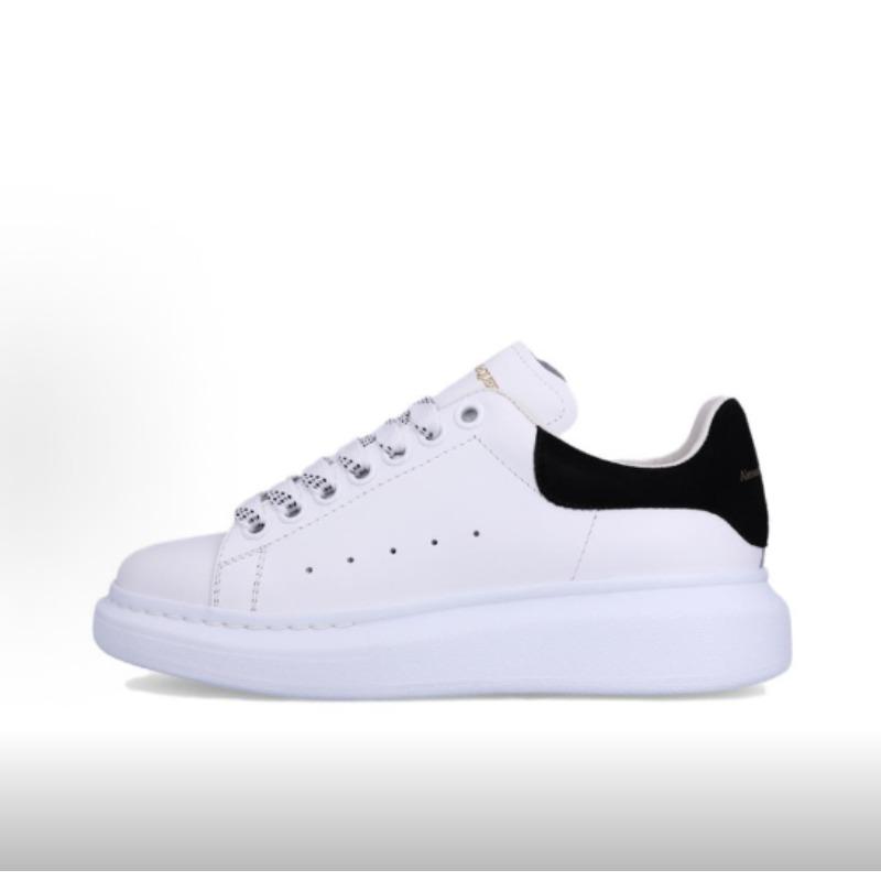 Alexander McQueen Pārmērīgi mežģīņoti kedas Sieviešu