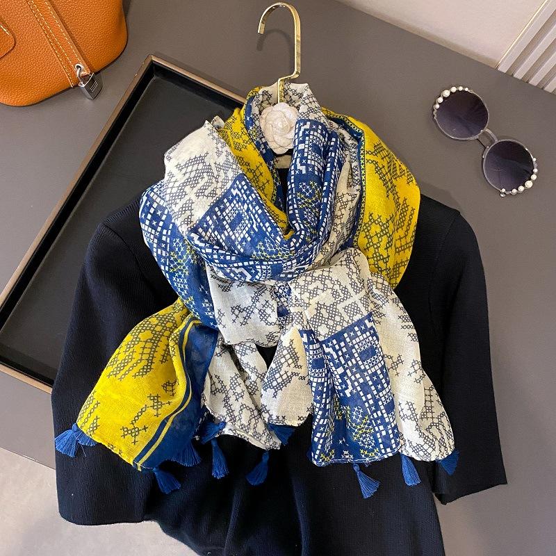 31 Design Fashion Bohemina Paisley Floral Tassel Viscose Shawl Scarf High Quality Wrap Pashmina Stole Bufandas Muslim Hijab