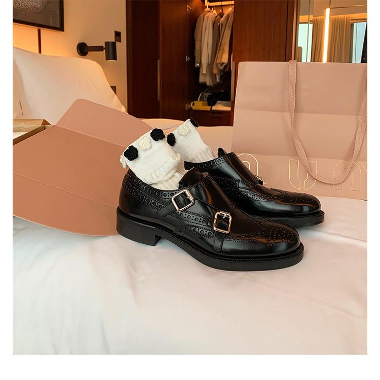 Grape mother British style retro loafers exquisite carved single shoes French romantic small leather shoes women's autumn and winter shoes