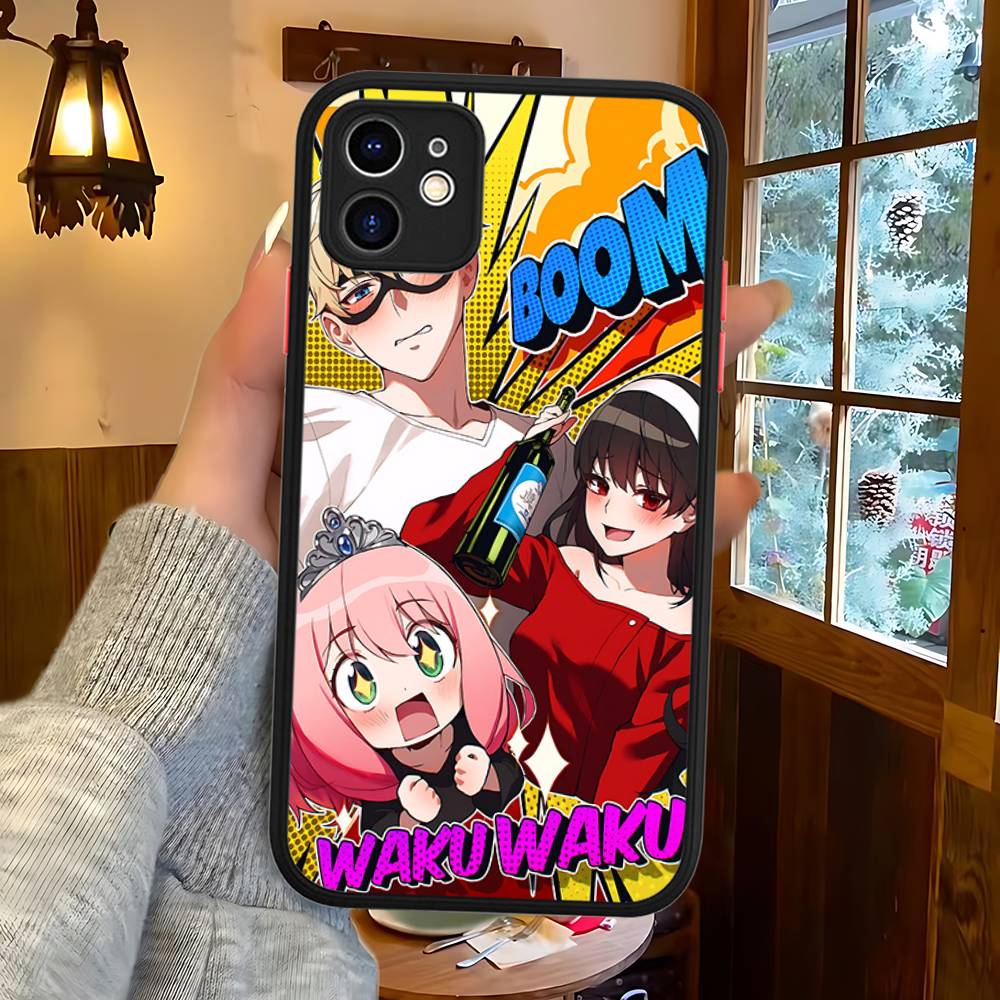 Classic Anime Spy X Family Phone Case For Iphone 16 14 15 16 13 12 11 16 Pro Max X XS MAX Plus Cover Matte TPU