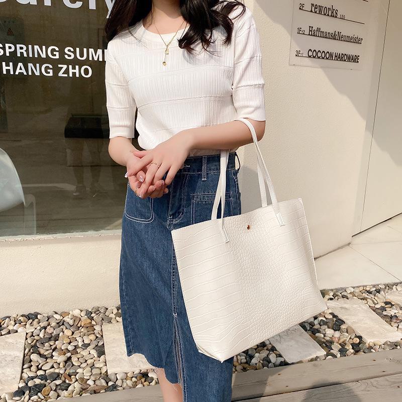 2024 Women's Large Capacity Crocodile Pattern Tote - Niche Fashion, Simple Commuter and Shopping Bag