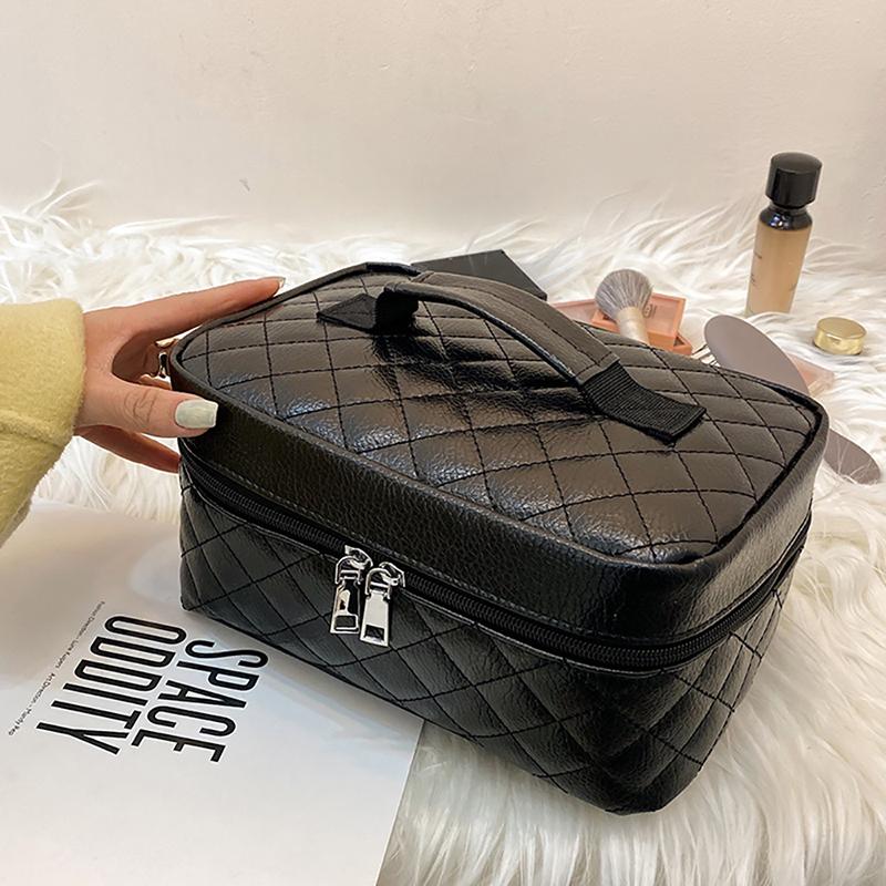 

Черная клетчатая квадратная косметичка большой емкости из мягкой кожи, сумка для хранения, женская новая модная простая стильная однотонная сумка S