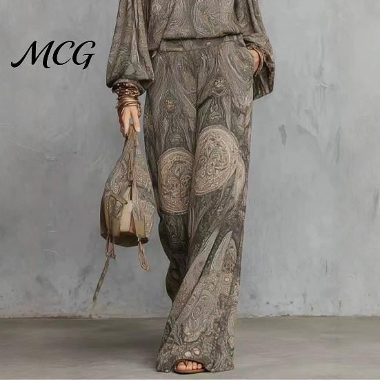 Apple Shape Clothing Women Boho Print 2 Piece Sets for Women, Casual Long Sleeve Top Daily Wear Wide Leg Pants Matching Sets, Summer Loose Travel