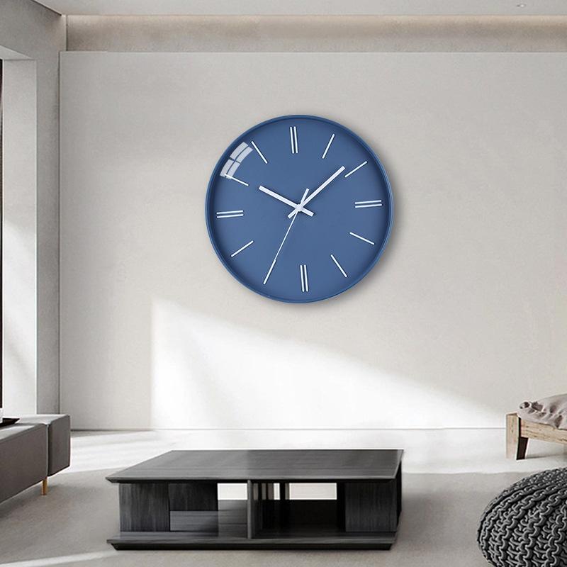 Simple 12-inch Electronic Silent Clock Living Room Home Fashion Wall Clock Travel Time Accurate Font Clear Quartz Clock